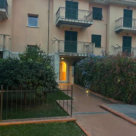 Appartamento Incantevole A 100Metri Dal Mare E Accanto Alla Pista Ciclabile 因佩里亚 外观 照片